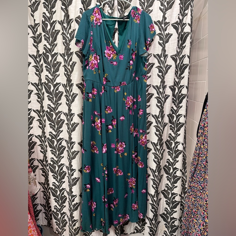 TORRID 2 MAXI DRESS